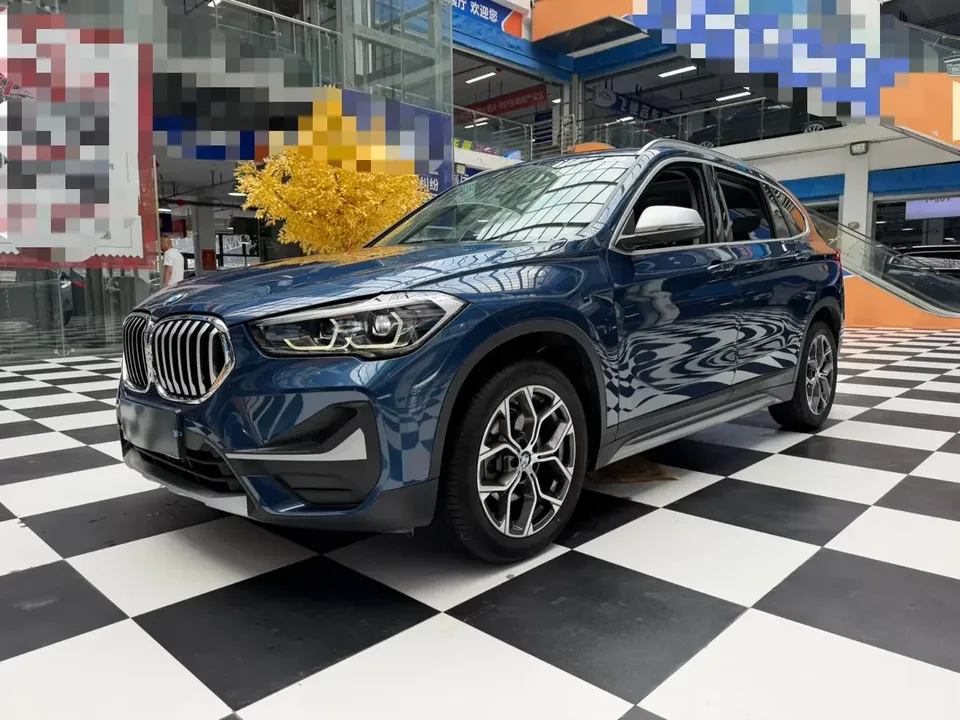 BMW X1 BMW X1 2022 sDrive20Li Fashion 2022 — photo 1, buy with delivery to Moscow