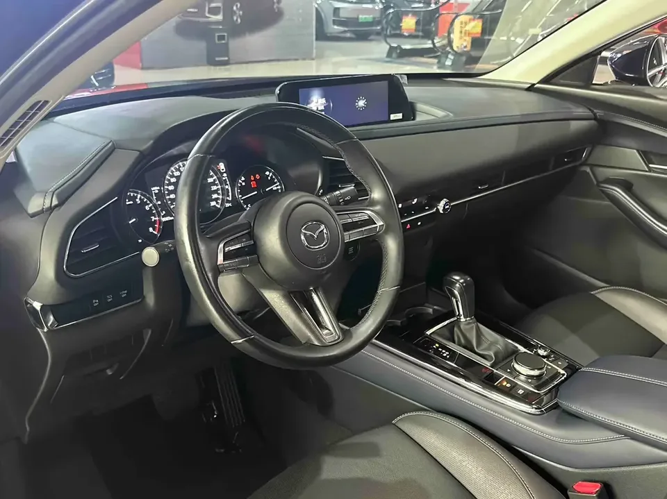 Mazda CX-30 Mazda CX-30 2022 2.0L Automatic Elegant Edition 2022 — thumbnail 4