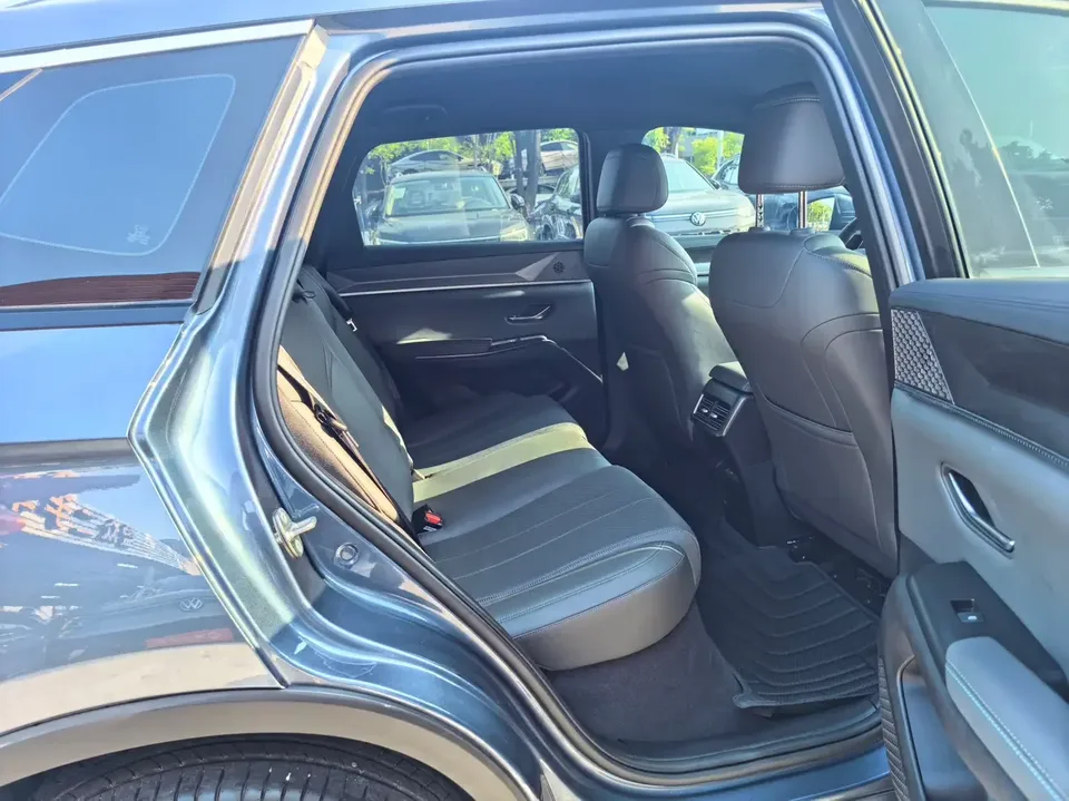 BYD Song Pro DM Song Pro DM 2025 Second generation intelligent driving version DM-i 75KM leading model 2025 — thumbnail 4