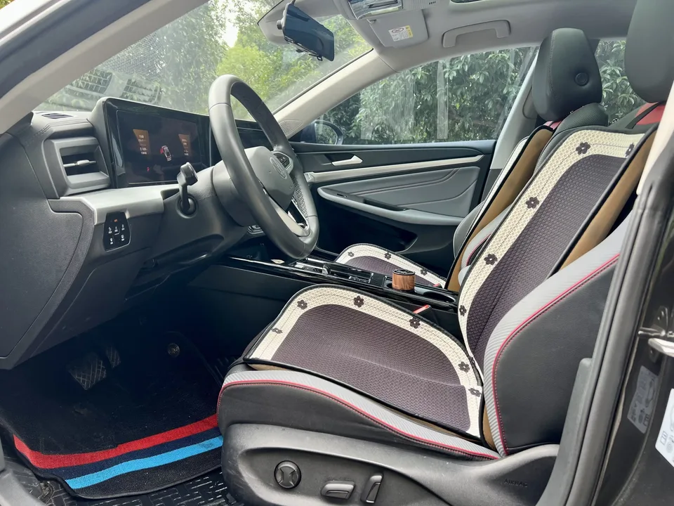 Volkswagen Lamando Lingdu 2023 Lingdu L 280TSI DSG Super Hot Flagship Edition 2023 — thumbnail 3