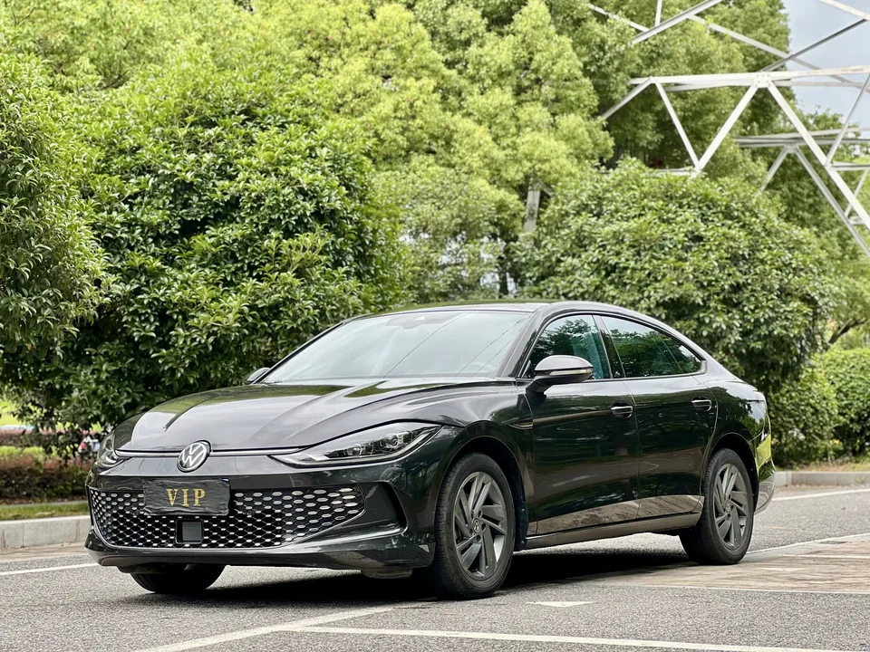 Volkswagen Lamando Lingdu 2023 Lingdu L 280TSI DSG Super Hot Flagship Edition 2023 — photo 1, buy with delivery to Moscow