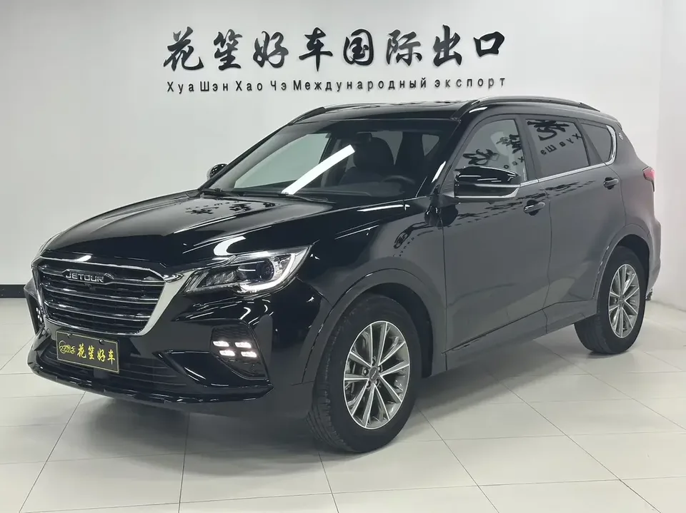 Jetour Jietu X70 Jietu X70 2022 1.5T DCT Joy Edition 5 Seaters 2022 — photo 1, buy with delivery to Moscow