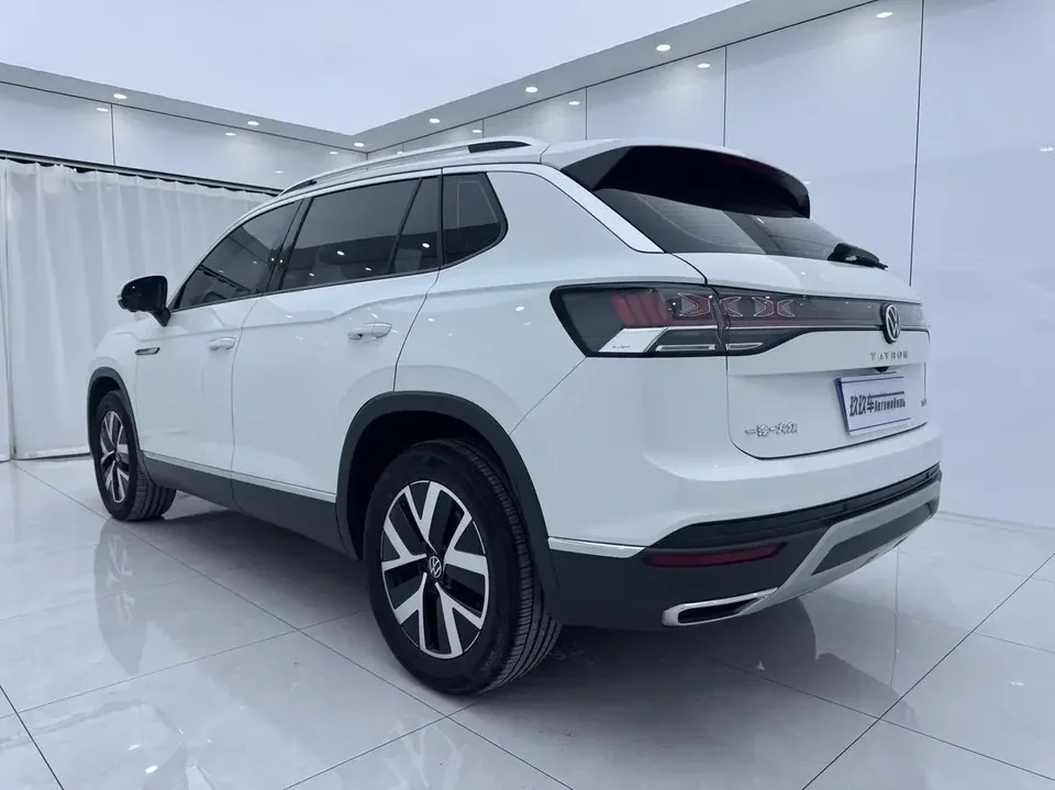 Volkswagen Tayron Tanyue 2023 280TSI 2WD Luxury Plus Advanced Edition 2023 — photo 1, buy with delivery to Moscow