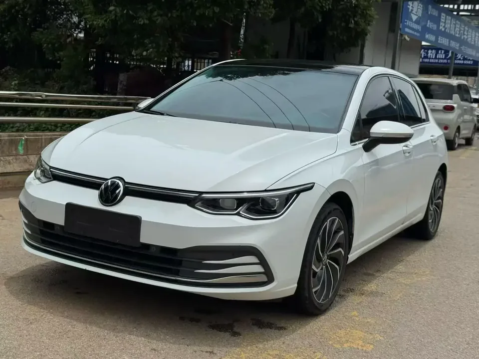 Volkswagen Golf golf 2022 280TSI DSG R-Line 2022 — photo 1, buy with delivery to Moscow