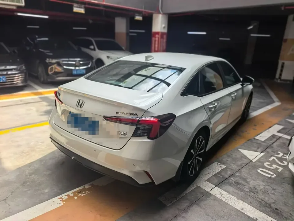 Honda Integra Style 2023 240TURBO CVT Smart Edition 2024 — thumbnail 2