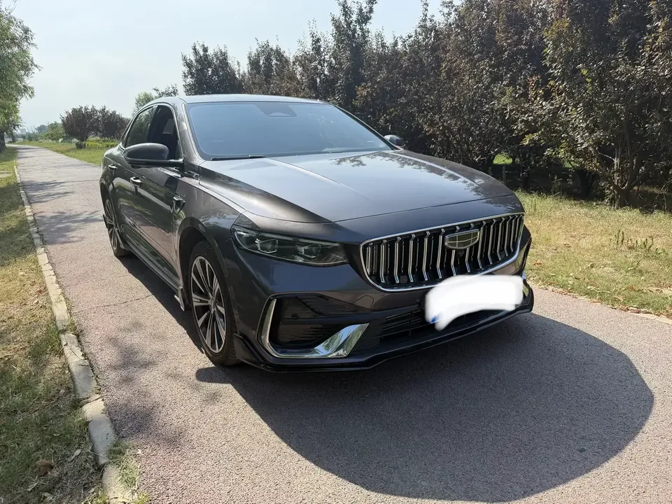 Geely Preface Xing Rui 2025 1.5T Dongfang Yao Fuyao Edition 2026 — миниатюра 3