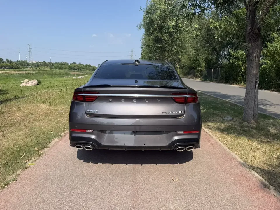Geely Preface Xing Rui 2025 1.5T Dongfang Yao Fuyao Edition 2026 — миниатюра 5