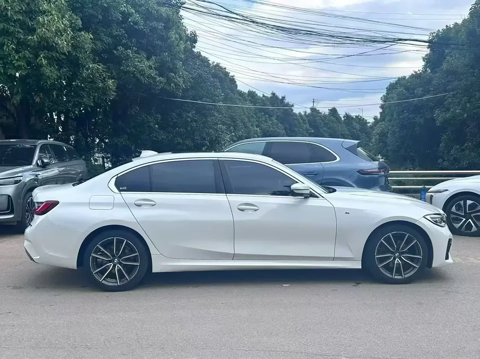 BMW 3 Series BMW 3 Series 2022 320Li M Sport Package 2022 — thumbnail 2