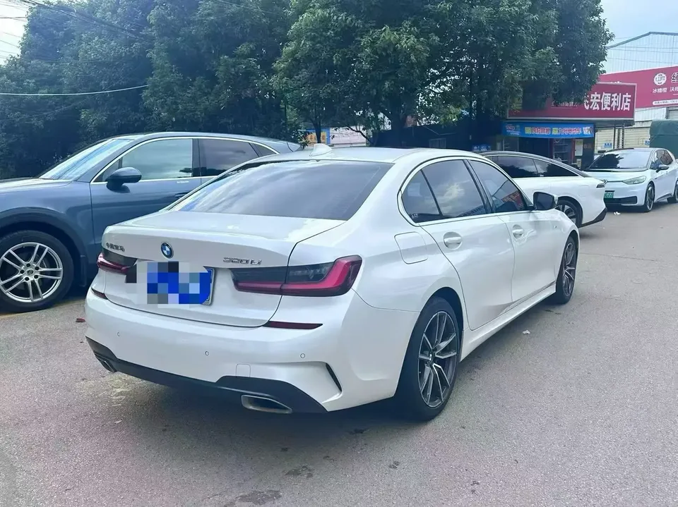 BMW 3 Series BMW 3 Series 2022 320Li M Sport Package 2022 — thumbnail 4