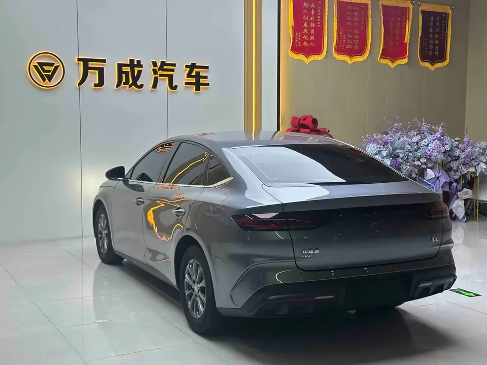 BYD Qin L DM Qin L DM 2024 DM-i 80KM Leading Type 2025 — thumbnail 4