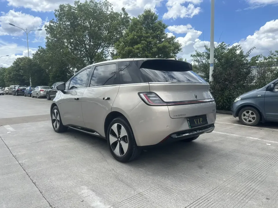 Baojun clouds clouds 2023 460 Max 2024 — thumbnail 4