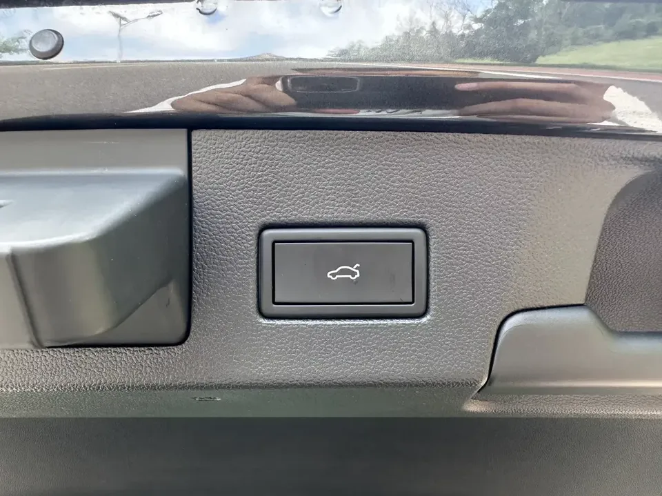 Volkswagen Lamando Lingdu 2022 Lingdu L 280TSI DSG Cool Edition 2023 — thumbnail 4