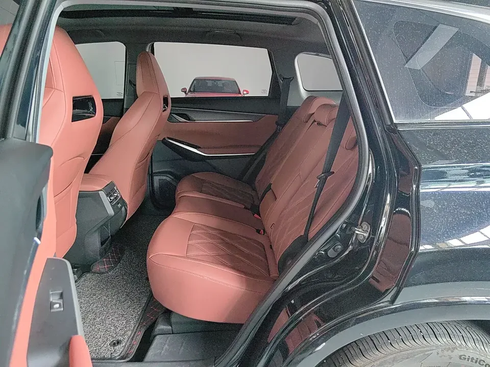 Changan CS75PLUS Changan CS75 PLUS 2023 The third generation 1.5T automatic premium model 2024 — thumbnail 3
