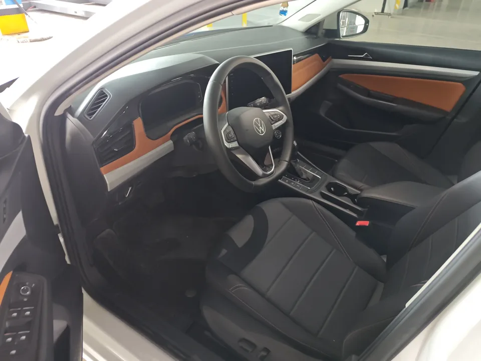 Volkswagen Bora Bora 2025 200TSI DSG Joyride Navigation Edition 2025 — thumbnail 5
