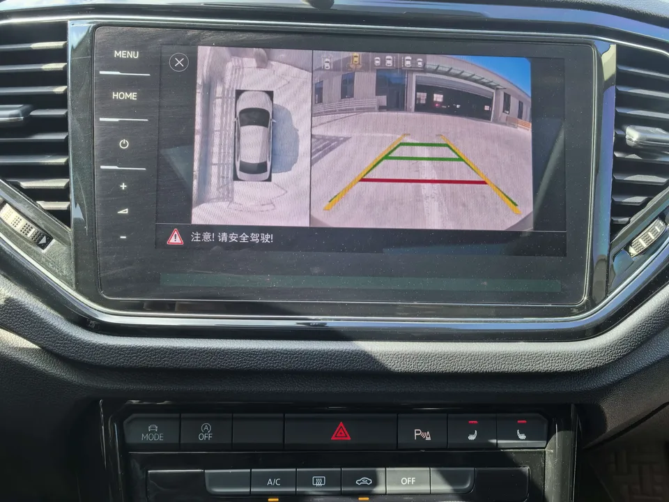 Volkswagen T-Roc TANG 2022 280TSI DSG 2WD Comfort PLUS 2022 — миниатюра 3