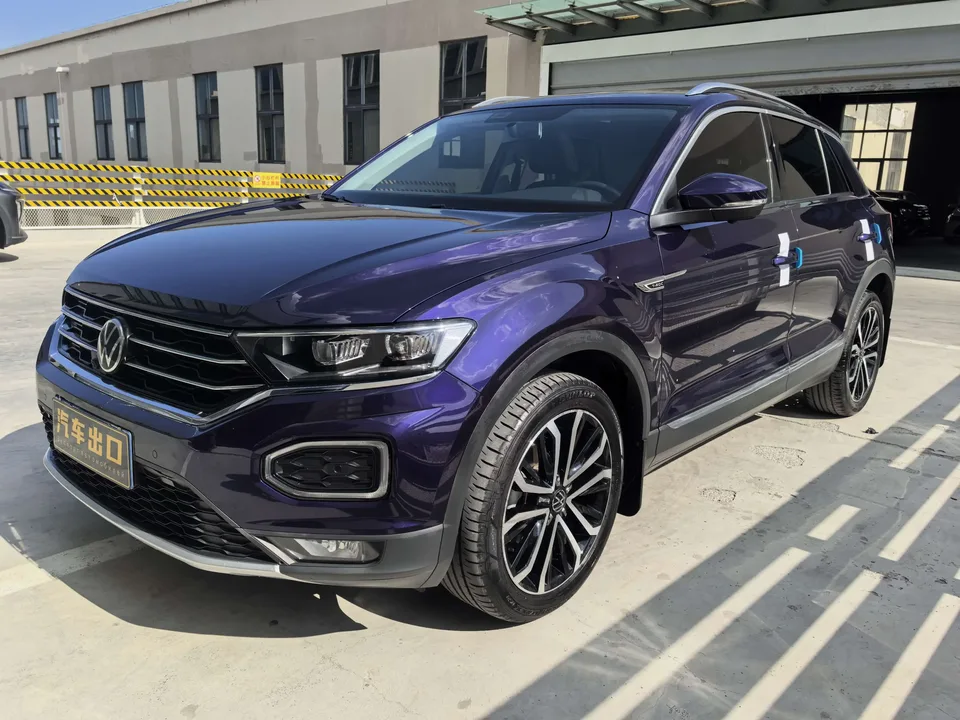 Volkswagen T-Roc TANG 2022 280TSI DSG 2WD Comfort PLUS 2022 — фото 1, купить с доставкой в Москву