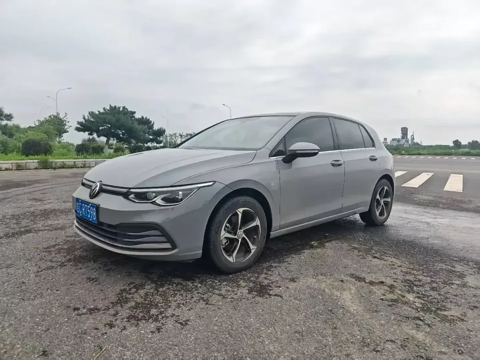 Volkswagen Golf golf 2021 280TSI DSG Pro 2022 — photo 1, buy with delivery to Moscow