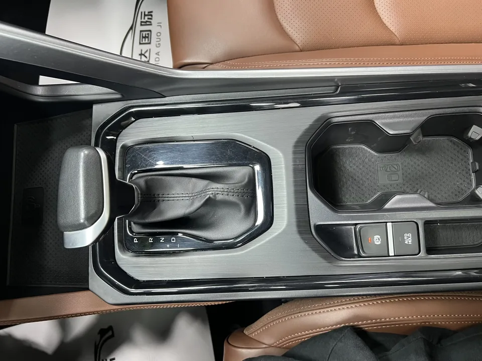 Geely Vision X6 Vision X6 2021 PRO 1.4T Automatic Premium 2022 — thumbnail 4