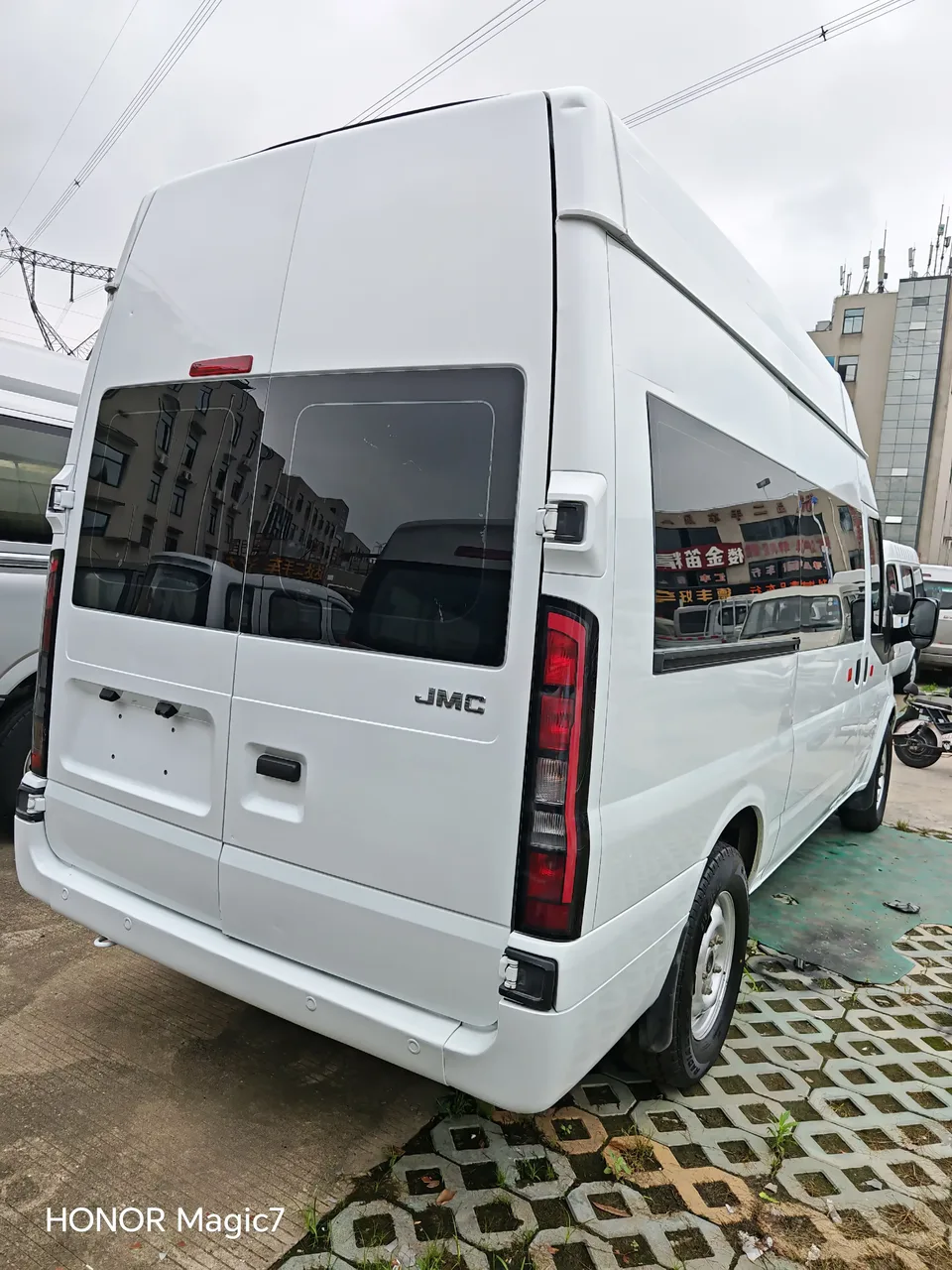 Jiangling Fushun Fushun 2022 2.0T diesel multi-purpose passenger car mid-axle high roof 6-7 seats JX4D20A6H 2022 — thumbnail 4