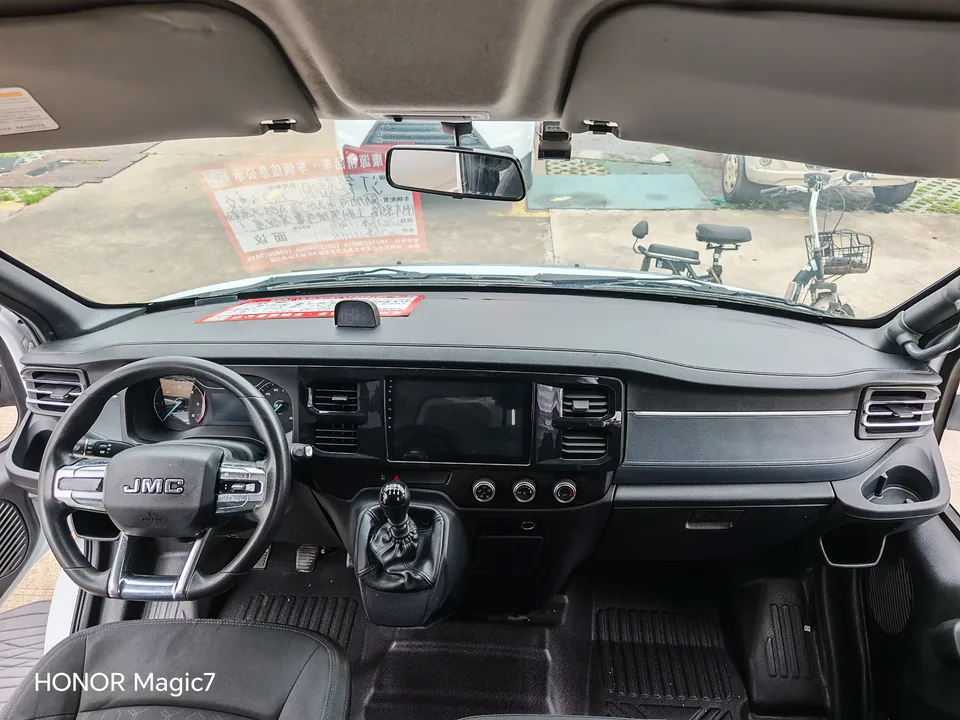 Jiangling Fushun Fushun 2022 2.0T diesel multi-purpose passenger car mid-axle high roof 6-7 seats JX4D20A6H 2022 — thumbnail 5