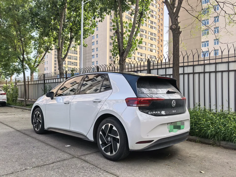Volkswagen ID.3 Volkswagen ID.3 2024 Outstanding Edition 2024 — миниатюра 4