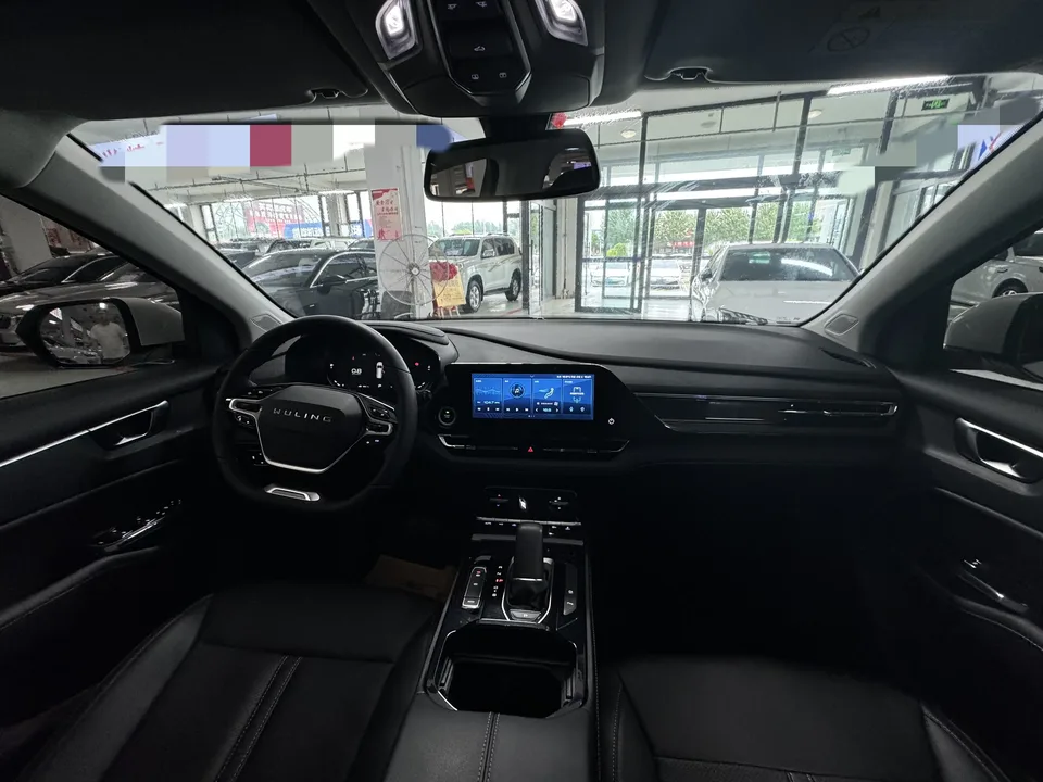 Wuling Capgemini Victory Capgemini Victory 2022 1.5T CVT flagship model 2023 — thumbnail 5