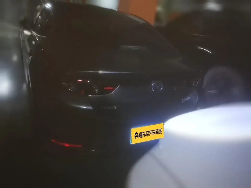 Mazda Axela Mazda3 Angkesela 2022 2.0L Automatic Quality Edition 2023 — thumbnail 2