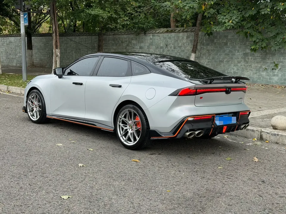 Changan UNI-V Changan UNI-V 2023 1.5T Sports Edition 2023 — thumbnail 4