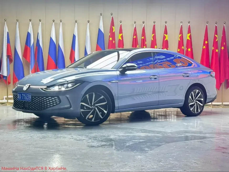 Volkswagen Lamando Lingdu 2023 Lingdu L 280TSI DSG Super Hot Flagship Edition 2022 — photo 1, buy with delivery to Moscow