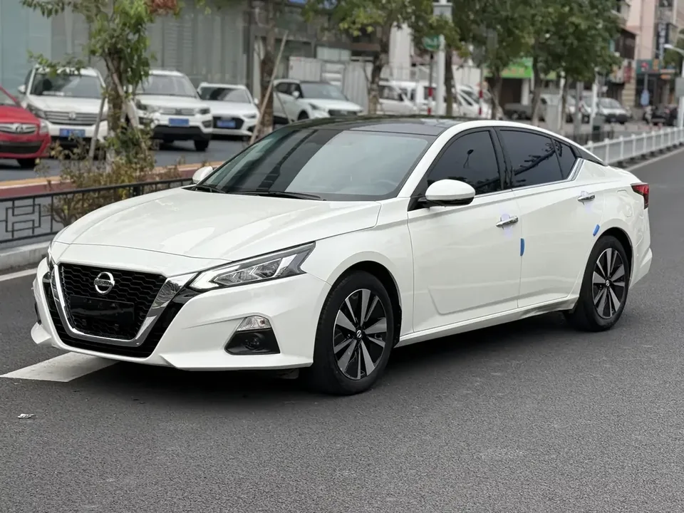 Nissan Altima Sound of nature 2021 2.0L XL Comfort Edition 2022 — photo 1, buy with delivery to Moscow