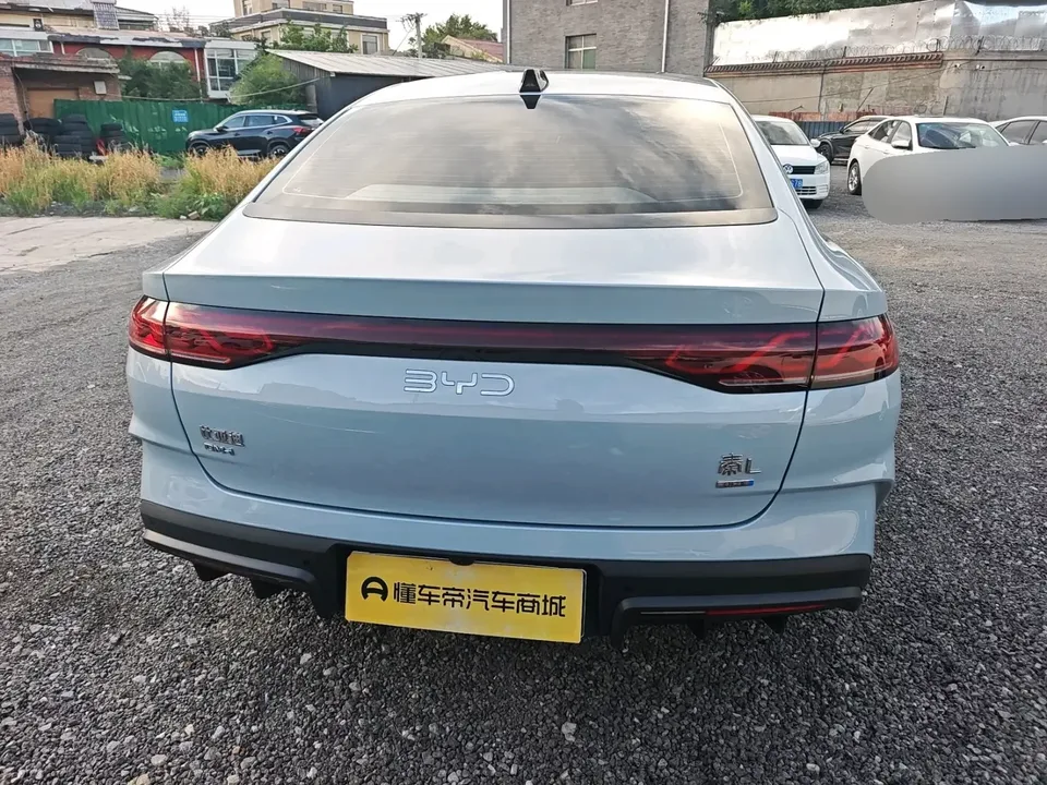 BYD Qin L DM Qin L DM 2025 Intelligent Driving Edition DM-i 120KM Excellence Edition 2025 — thumbnail 2