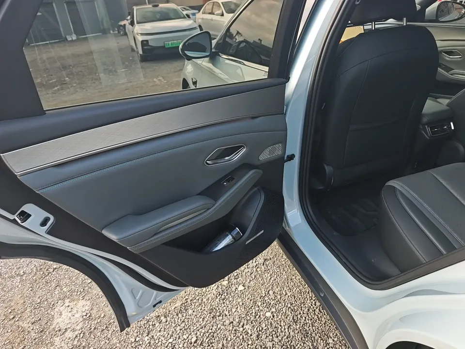 BYD Qin L DM Qin L DM 2025 Intelligent Driving Edition DM-i 120KM Excellence Edition 2025 — thumbnail 5