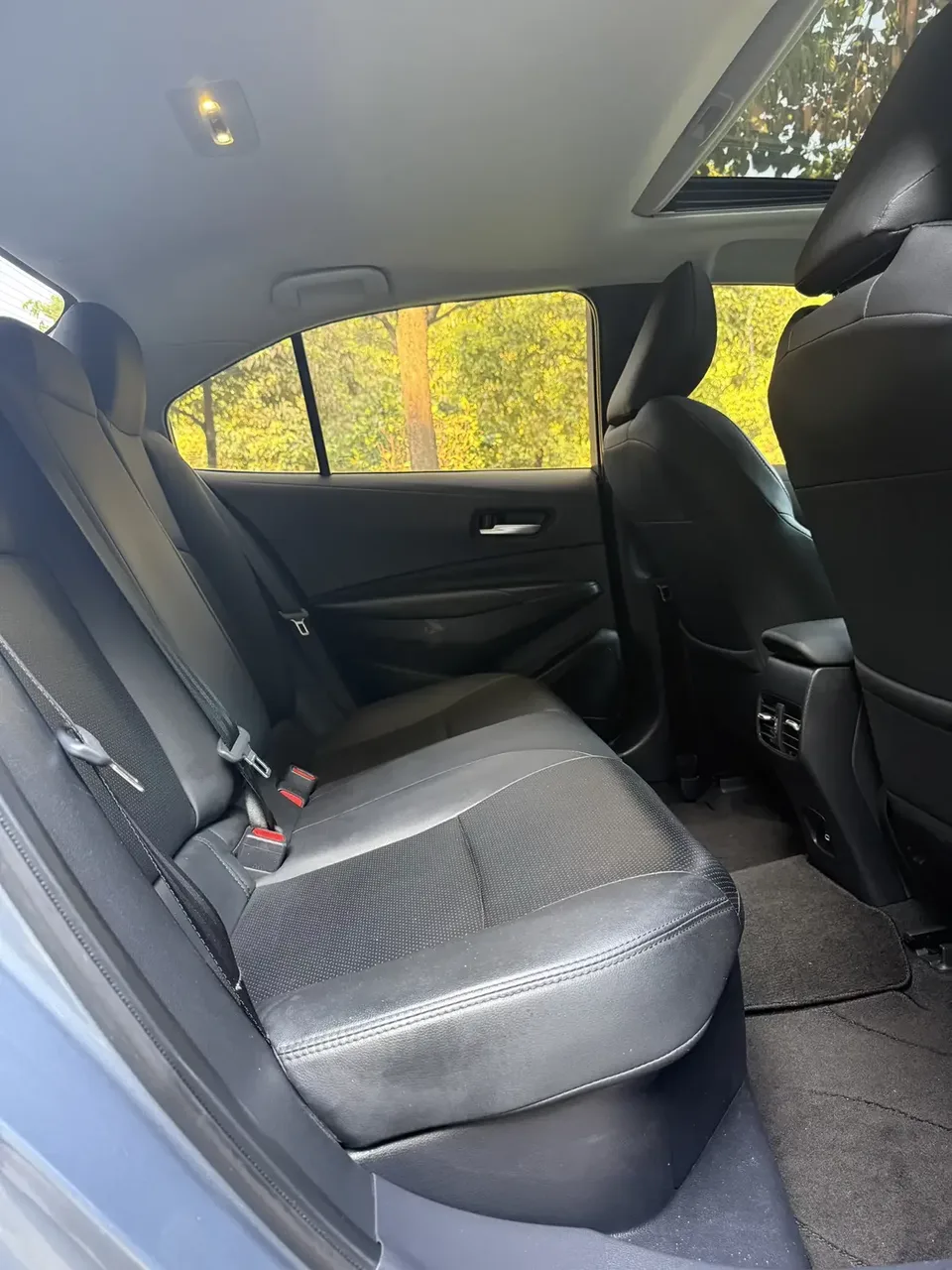 Toyota Levin Lei Ling 2024 Hybrid 1.8L Deluxe Edition 2024 — thumbnail 3