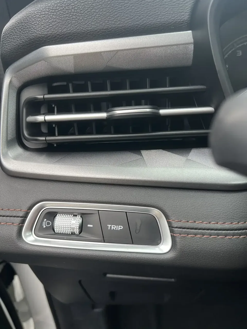 Geely Vision X6 Vision X6 2021 PRO 1.4T Automatic Premium 2022 — thumbnail 3