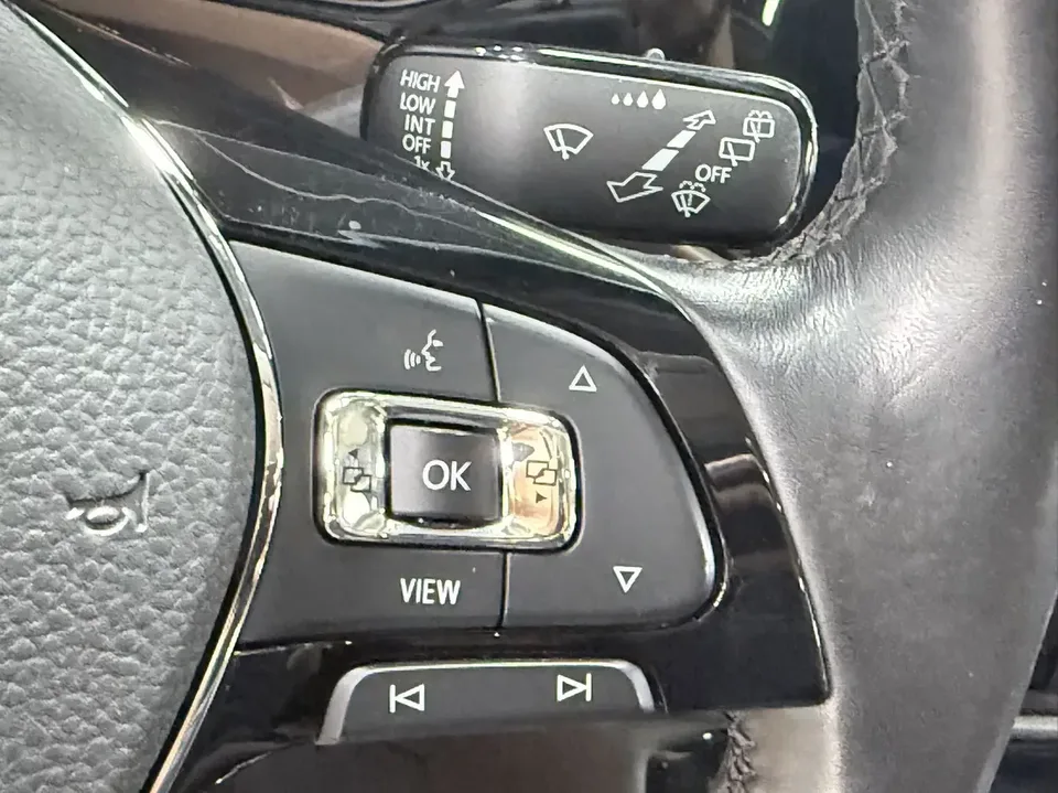 Volkswagen Tharu tuyue 2022 280TSI 2WD Deluxe Edition 2022 — thumbnail 5