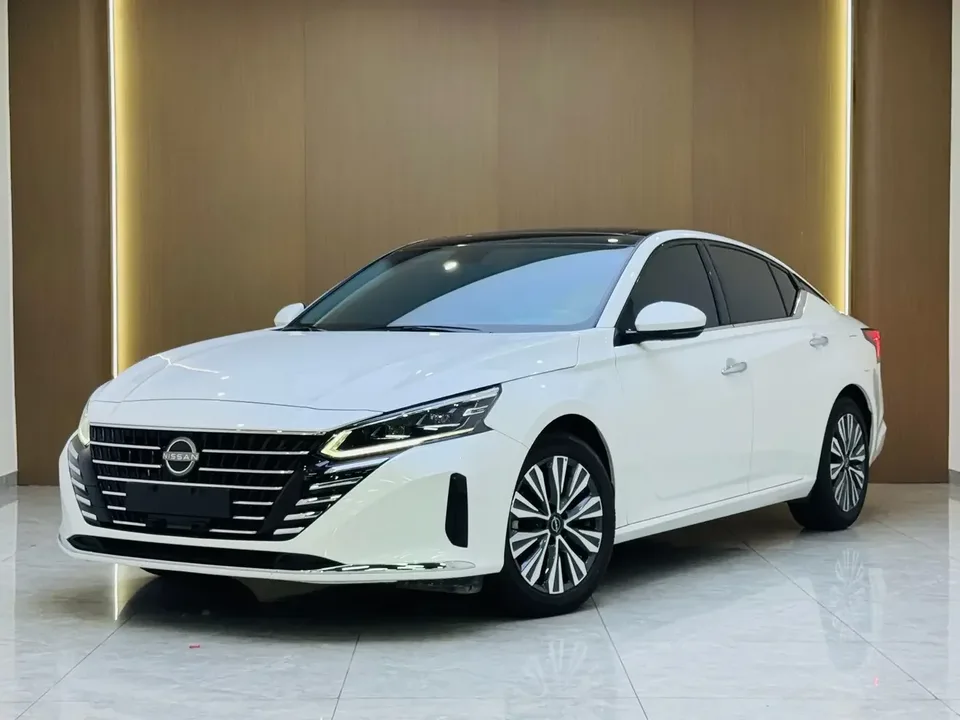 Nissan Altima Sound of nature 2022 2.0L XE Pure Edition 2023 — photo 1, buy with delivery to Moscow
