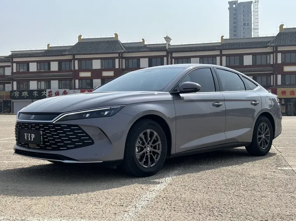 BYD Qin L DM Qin L DM 2026 DM-i 128KM Progressive 2026 — photo 1, buy with delivery to Moscow