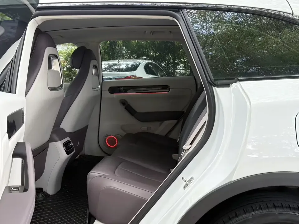 Leapmotor Zero running C11 Zero running C11 2023 Extended Range 200 Comfort Edition 2023 — thumbnail 3