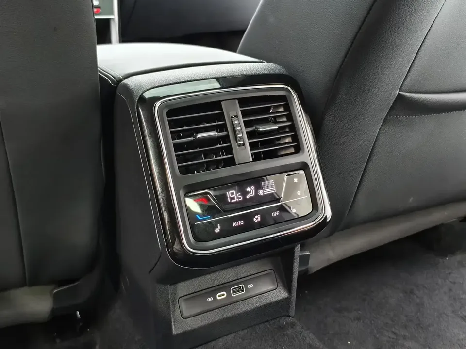 Volkswagen Passat Passat 2022 280TSI Business Edition 2022 — thumbnail 3