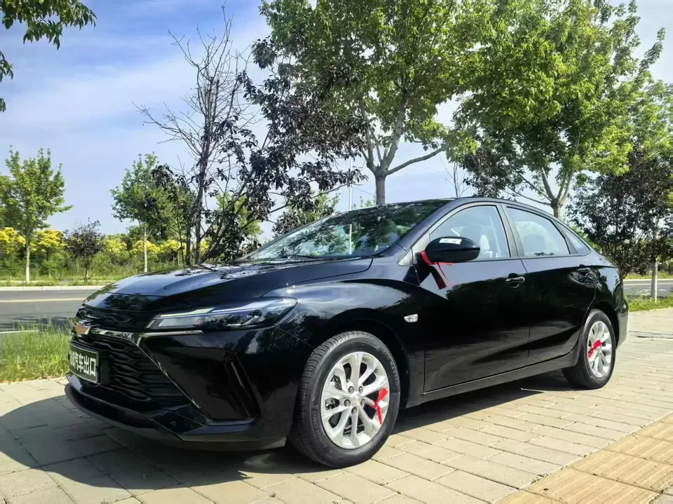 Chevrolet Monza Cruze 2023 1.5L Dual Clutch Enjoy Edition 2023 — photo 1, buy with delivery to Moscow