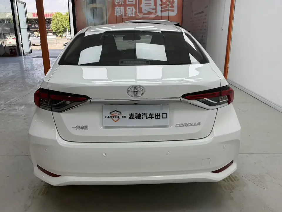 Toyota Corolla Corolla 2021 1.5L CVT Elite Edition 2022 — thumbnail 2