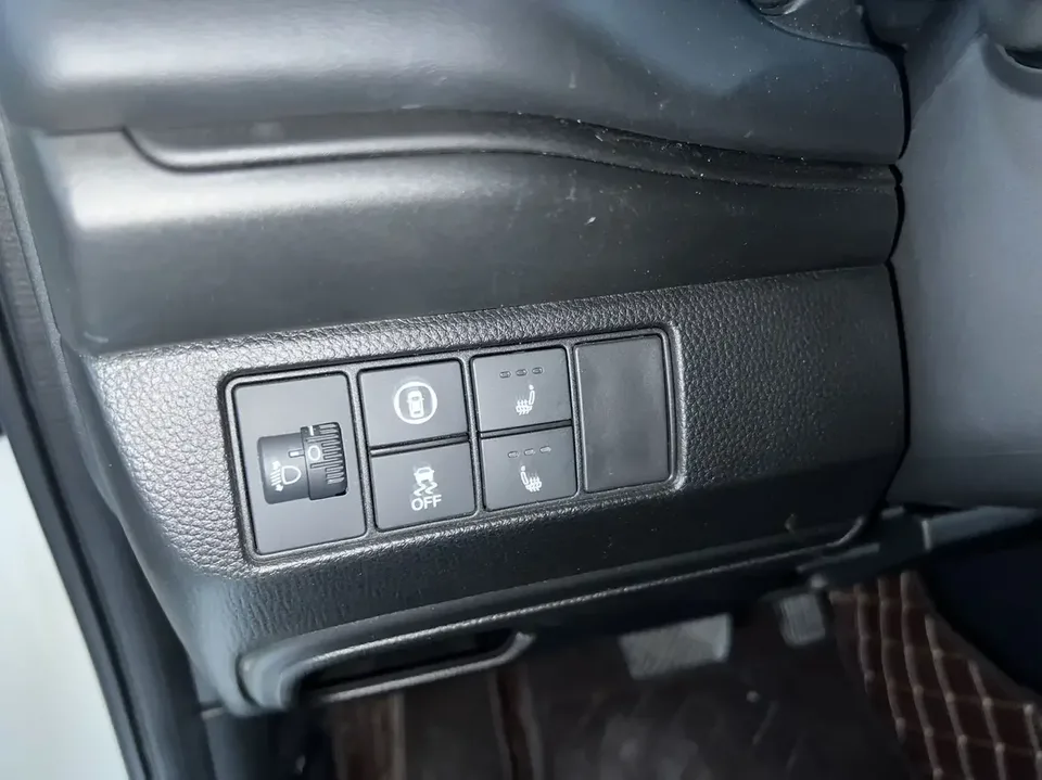 Honda VEZEL Binzhi 2023 1.5L CVT Technology Edition 2023 — thumbnail 4
