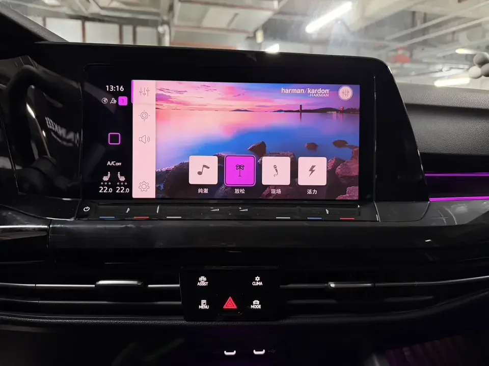 Volkswagen Golf golf 2023 280TSI DSG R-Line 2023 — thumbnail 3