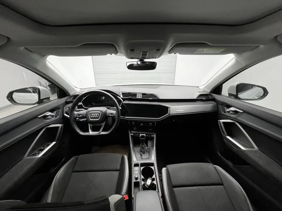Audi Q3 Audi Q3 2022 35 TFSI Stylish Dynamic 2022 — миниатюра 3