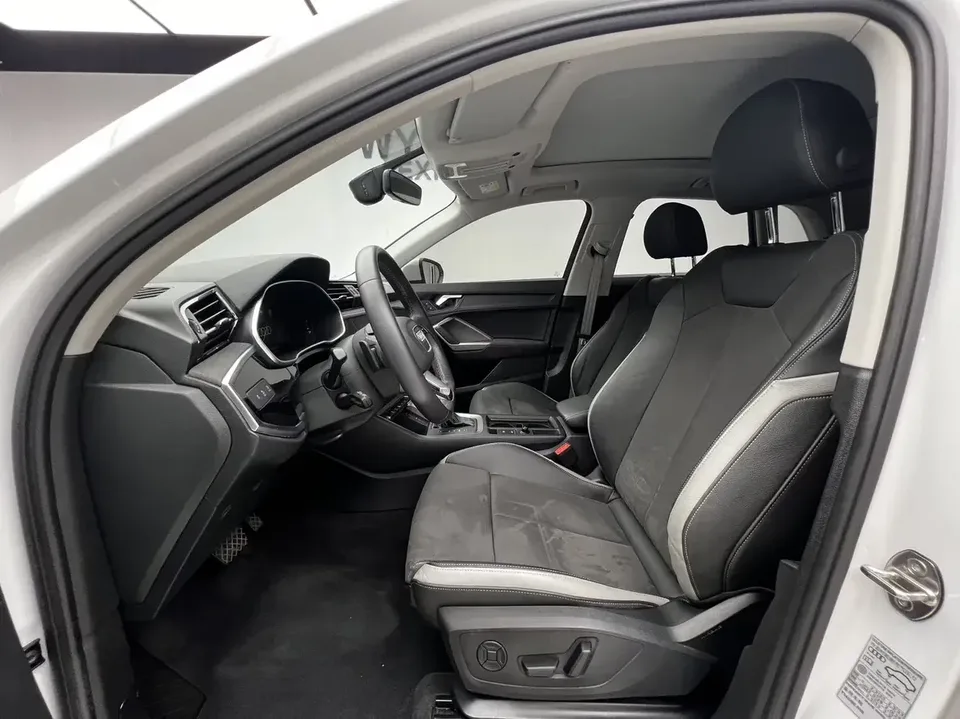 Audi Q3 Audi Q3 2022 35 TFSI Stylish Dynamic 2022 — миниатюра 4