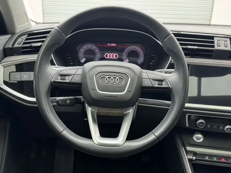 Audi Q3 Audi Q3 2022 35 TFSI Progressive Dynamic 2022 — миниатюра 3