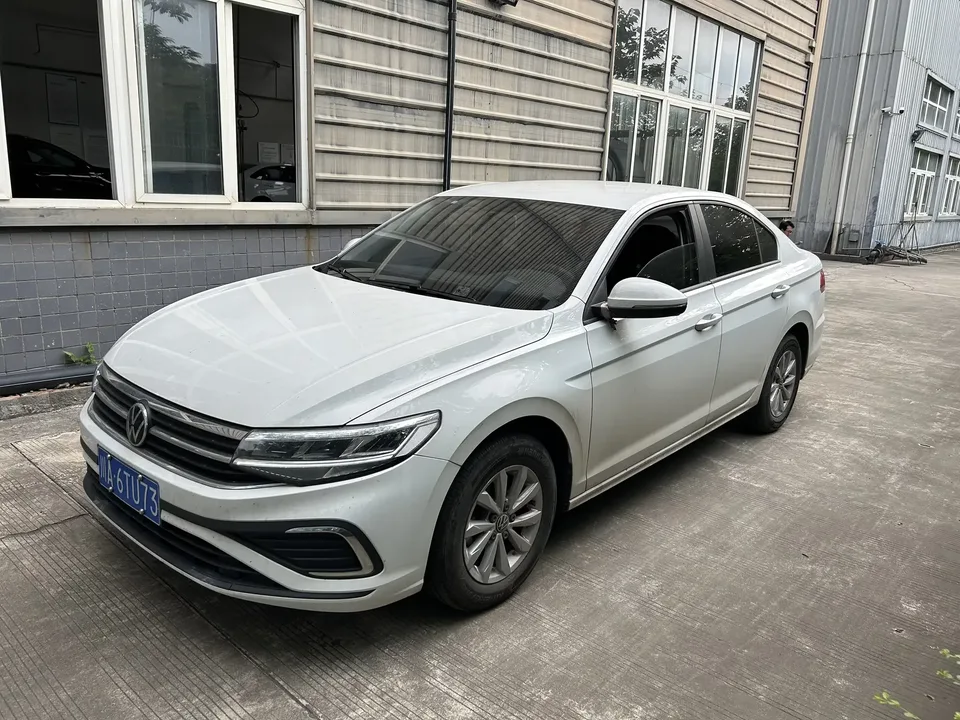 Volkswagen Bora Bora 2024 200TSI DSG Free Travel Edition 2024 — photo 1, buy with delivery to Moscow