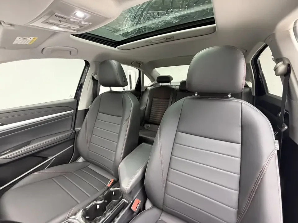 Volkswagen Lavida Lavida 2023 280TSI DSG Starry Sky Edition 2022 — миниатюра 5
