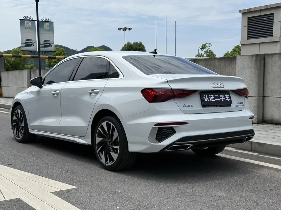 Audi A3 Audi A3 2024 A3L Limousine 35 TFSI Stylish Sports 2024 — thumbnail 5