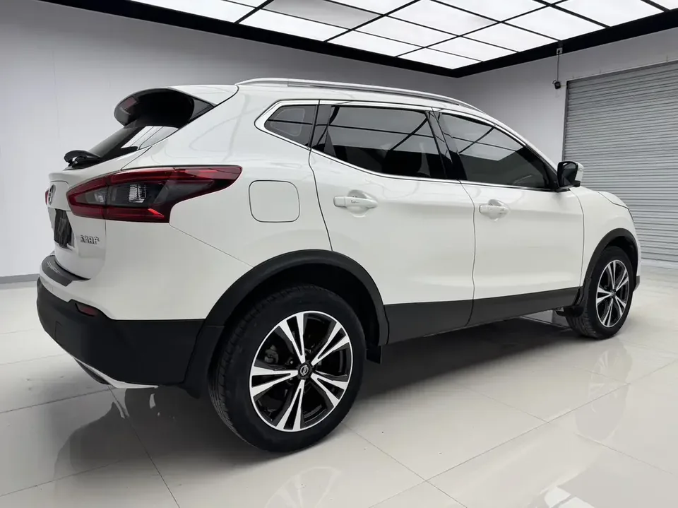 Nissan Qashqai Qashqai 2022 2.0L XV Prem. Deluxe Edition 2022 — thumbnail 2